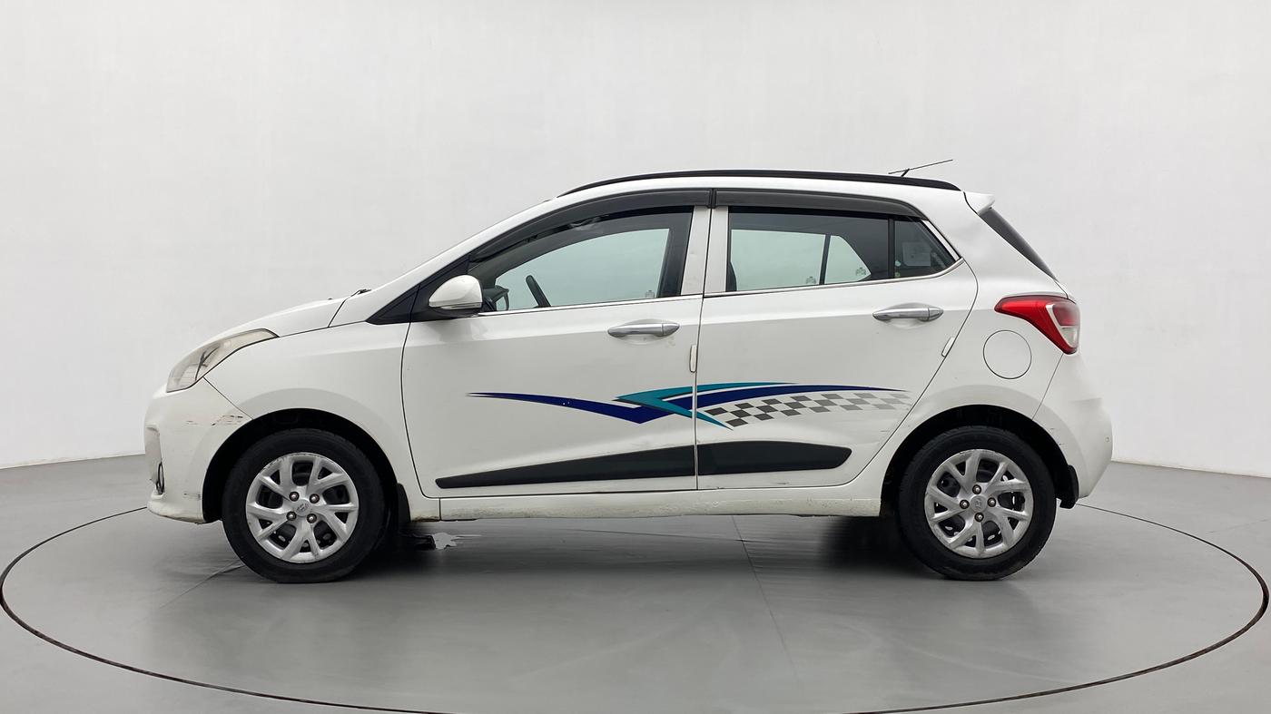 2017 Hyundai Grand i10 SPORTZ (O) 1.2 U2 CRDI, Diesel, Manual, 1,11,160 km, Left Side