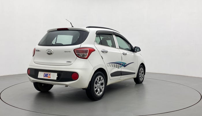 2017 Hyundai Grand i10 SPORTZ (O) 1.2 U2 CRDI, Diesel, Manual, 1,11,160 km, Right Back Diagonal