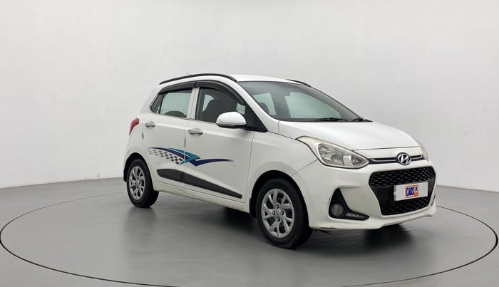 2017 Hyundai Grand i10 SPORTZ (O) 1.2 U2 CRDI, Diesel, Manual, 1,11,160 km, Right Front Diagonal