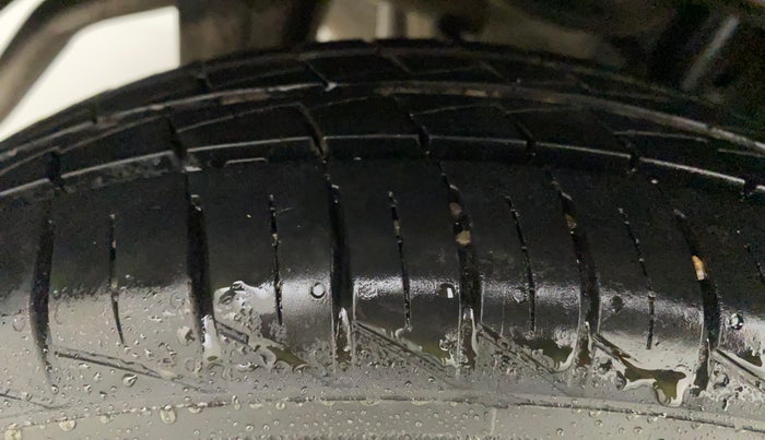 2022 Maruti Alto LXI OPT CNG, CNG, Manual, 16,282 km, Right Rear Tyre Tread