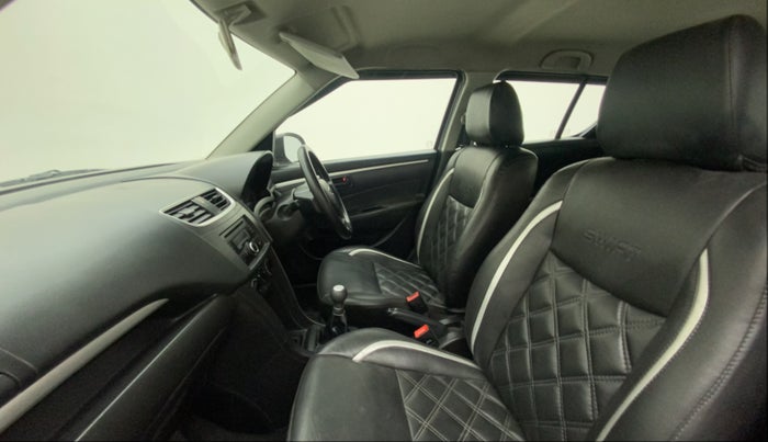 2015 Maruti Swift LXI (O), Petrol, Manual, 92,962 km, Right Side Front Door Cabin