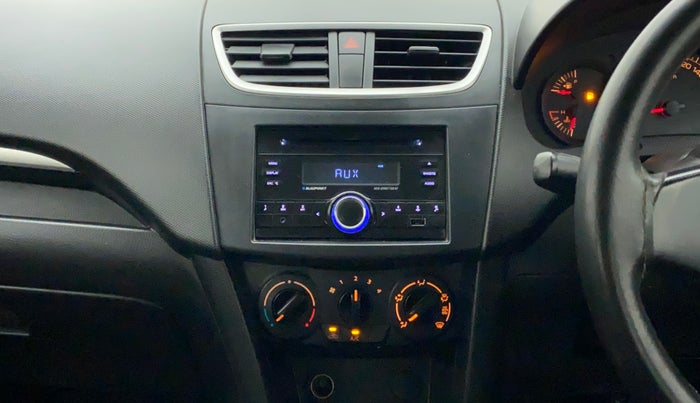 2015 Maruti Swift LXI (O), Petrol, Manual, 92,962 km, Air Conditioner