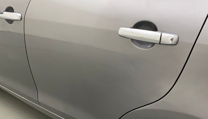2015 Maruti Swift LXI (O), Petrol, Manual, 92,962 km, Rear left door - Minor scratches