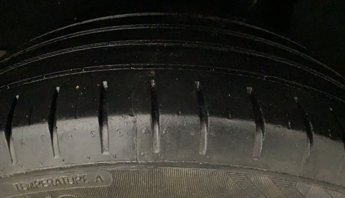 2021 Maruti Baleno ZETA PETROL 1.2, Petrol, Manual, 51,279 km, Left Rear Tyre Tread
