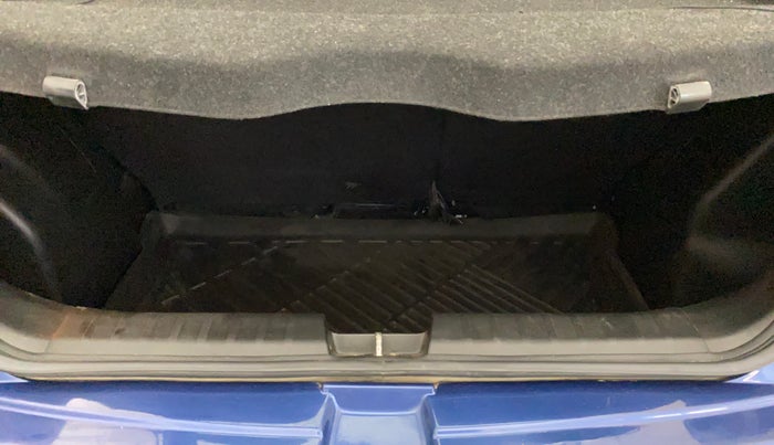 2021 Maruti Baleno ZETA PETROL 1.2, Petrol, Manual, 51,279 km, Boot Inside