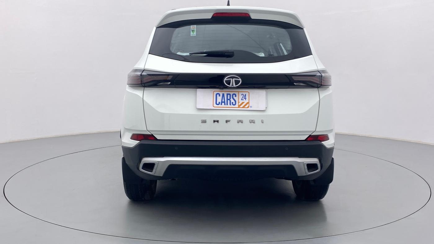 2022 Tata Safari XZA+  KRYOTEC, Diesel, Automatic, 6,906 km, Back/Rear