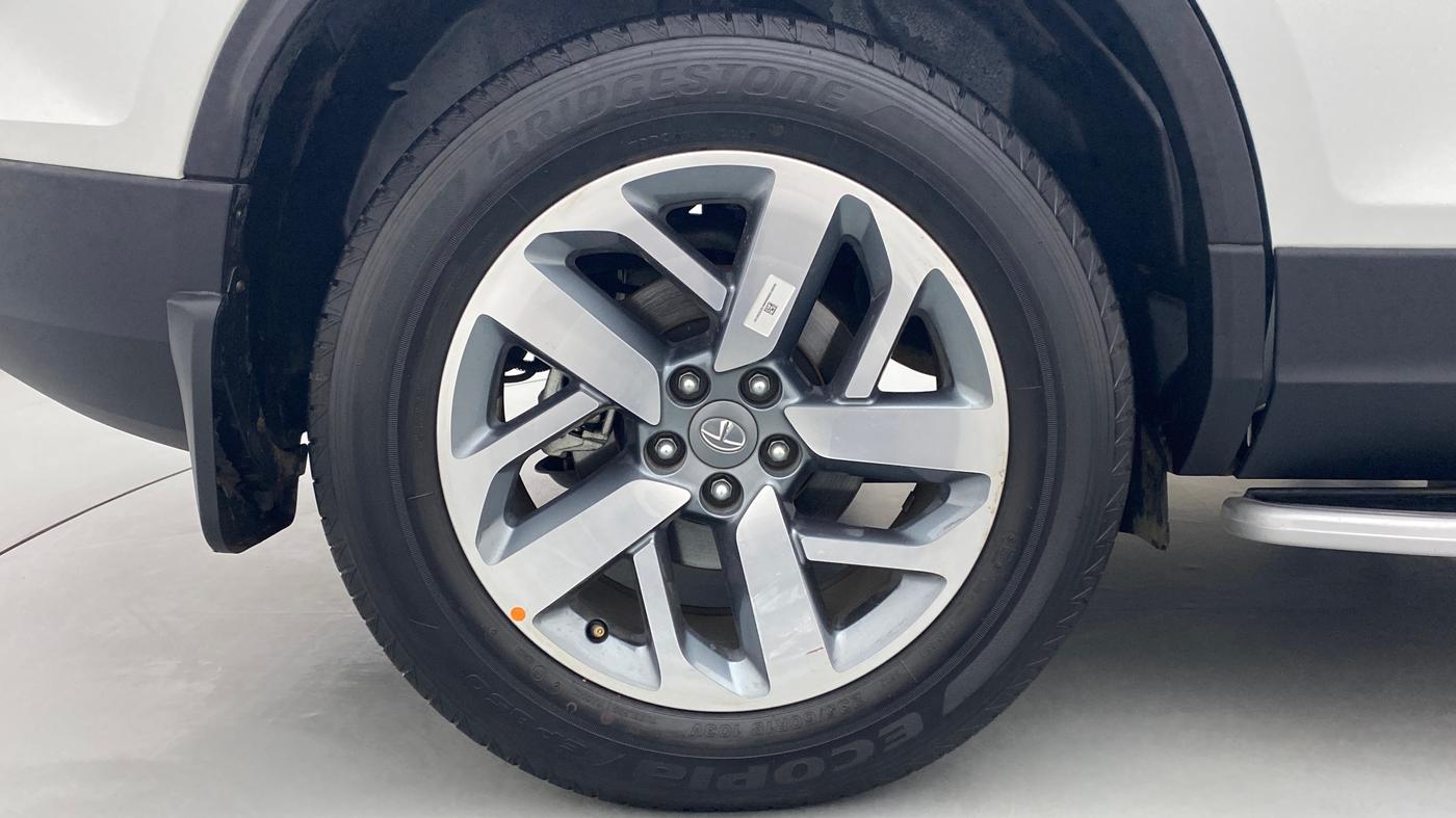 2022 Tata Safari XZA+  KRYOTEC, Diesel, Automatic, 6,906 km, Right Rear Wheel