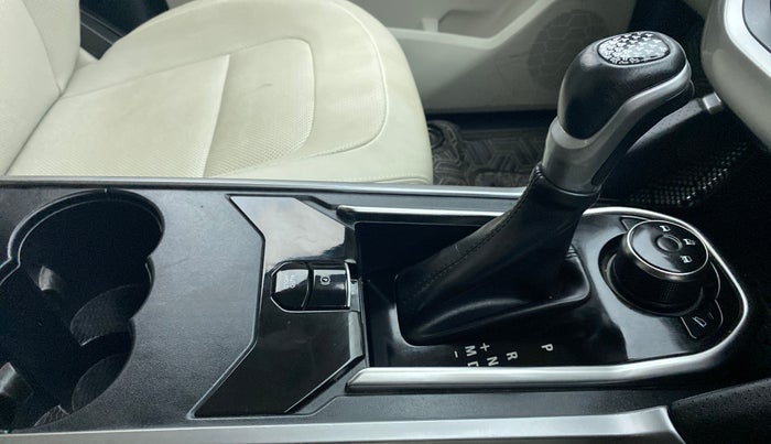 2022 Tata Safari XZA+  KRYOTEC, Diesel, Automatic, 6,906 km, Gear Lever