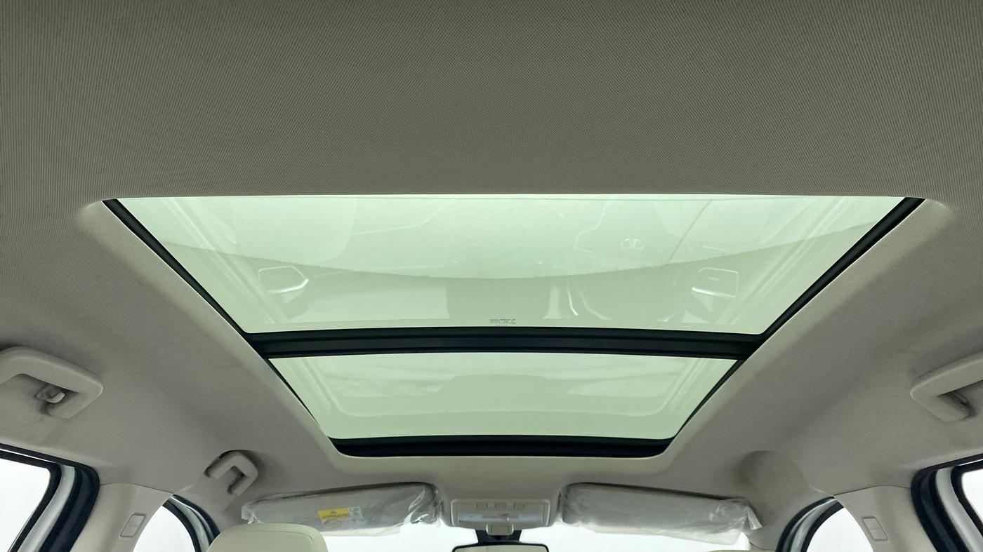 2022 Tata Safari XZA+  KRYOTEC, Diesel, Automatic, 6,906 km, Panoramic Sunroof