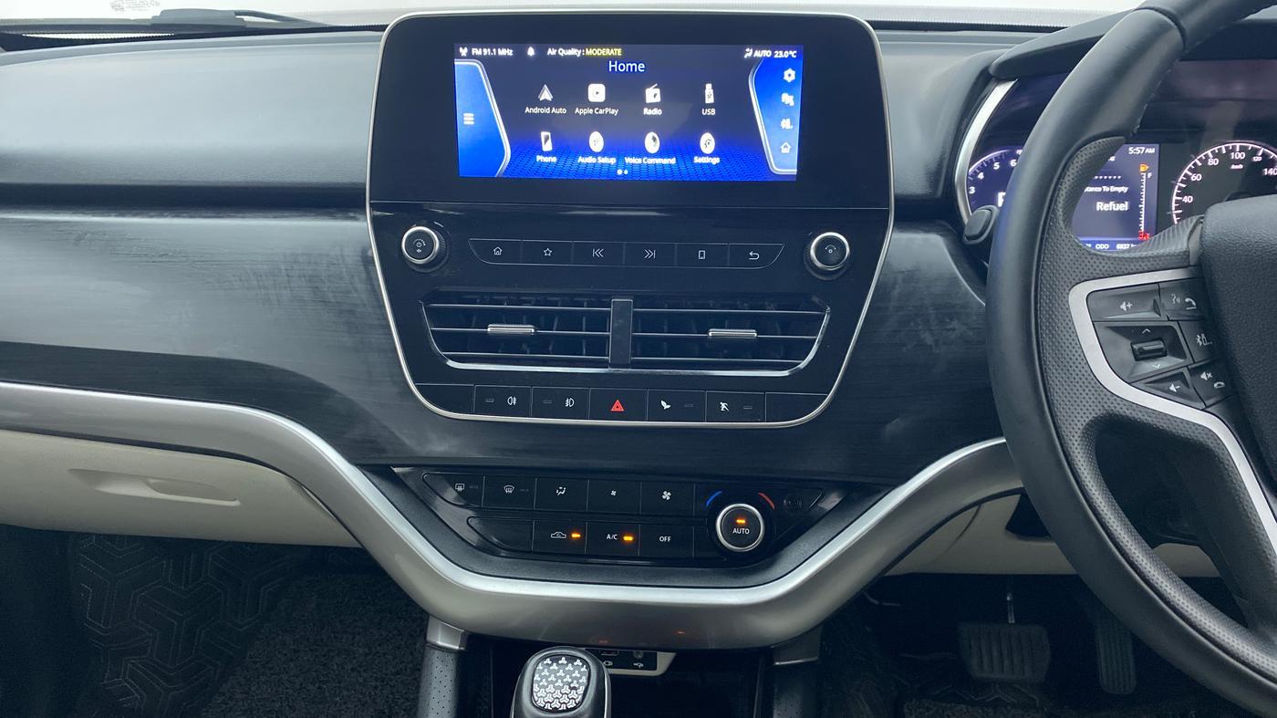 2022 Tata Safari XZA+  KRYOTEC, Diesel, Automatic, 6,906 km, Air Conditioner