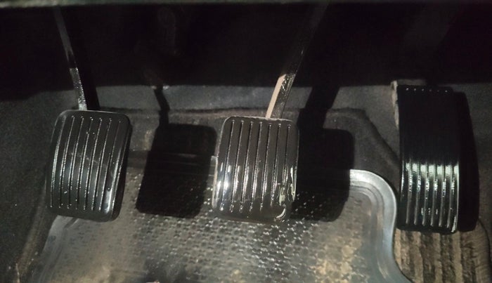 2015 Hyundai Grand i10 ASTA 1.2 KAPPA VTVT, Petrol, Manual, 1,24,952 km, Pedals