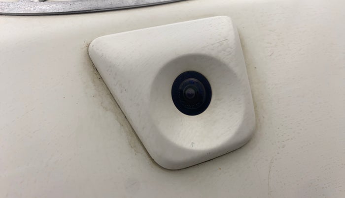 2022 Hyundai GRAND I10 NIOS SPORTZ AMT 1.2 KAPPA VTVT, Petrol, Automatic, 68,798 km, Parking Camera