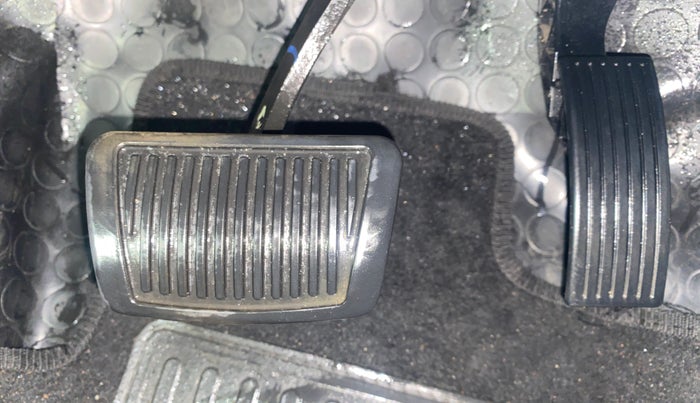 2022 Hyundai GRAND I10 NIOS SPORTZ AMT 1.2 KAPPA VTVT, Petrol, Automatic, 68,798 km, Pedals