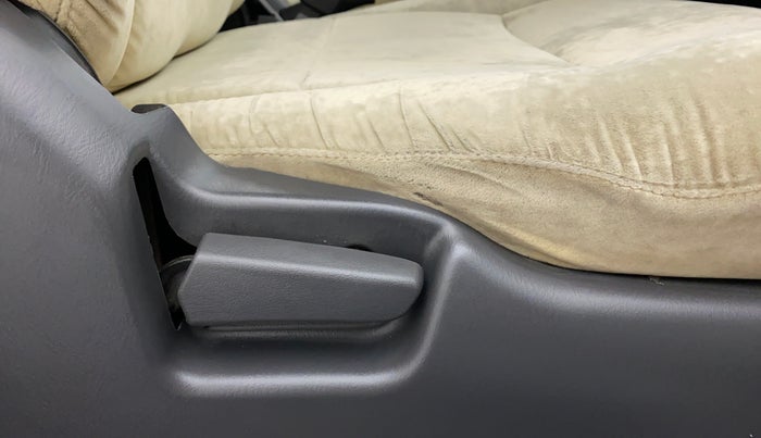 2009 Maruti Zen Estilo VXI, Petrol, Manual, 18,430 km, Driver Side Adjustment Panel