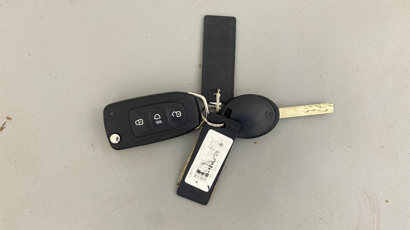 2024 Tata Tiago  XZA Plus CNG, CNG, Automatic, 18,522 km, Key Close Up
