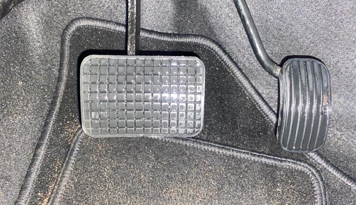 2024 Tata Tiago  XZA Plus CNG, CNG, Automatic, 18,522 km, Pedals