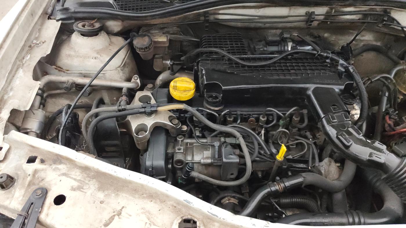2013 Renault Duster 85 PS RXE DIESEL, Diesel, Manual, 99,604 km, Engine View - Right