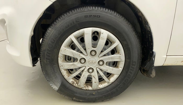 2015 Hyundai i10 SPORTZ 1.1, Petrol, Manual, 28,024 km, Left Front Wheel