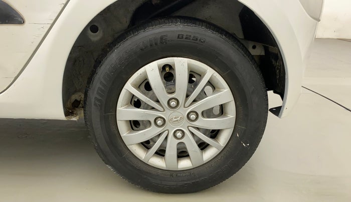 2015 Hyundai i10 SPORTZ 1.1, Petrol, Manual, 28,024 km, Left Rear Wheel