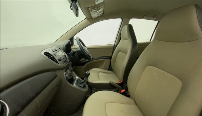 2015 Hyundai i10 SPORTZ 1.1, Petrol, Manual, 28,024 km, Right Side Front Door Cabin