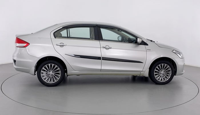 2017 Maruti Ciaz ALPHA 1.3 DDIS SHVS, Diesel, Manual, 74,770 km, Right Side View