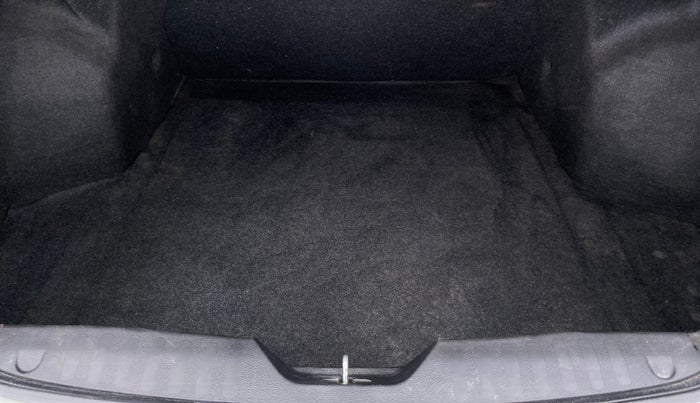 2017 Maruti Ciaz ALPHA 1.3 DDIS SHVS, Diesel, Manual, 74,770 km, Boot Inside