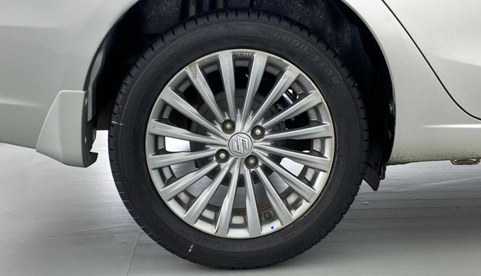 2017 Maruti Ciaz ALPHA 1.3 DDIS SHVS, Diesel, Manual, 74,770 km, Right Rear Wheel