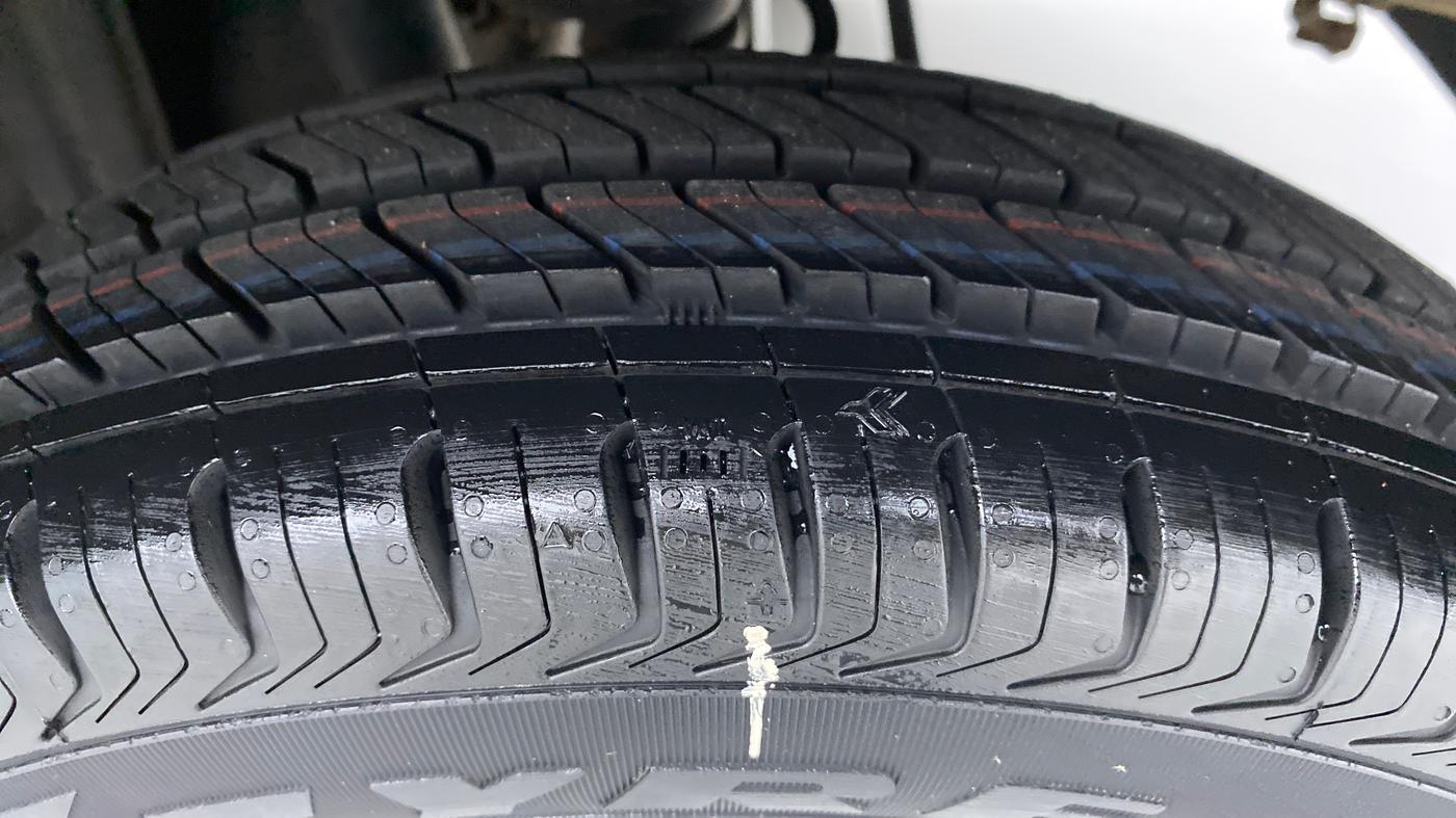 2019 Maruti Alto 800 LXI, Petrol, Manual, 43,518 km, Left Rear Tyre Tread