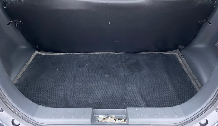 2019 Maruti Alto 800 LXI, Petrol, Manual, 43,518 km, Boot Inside