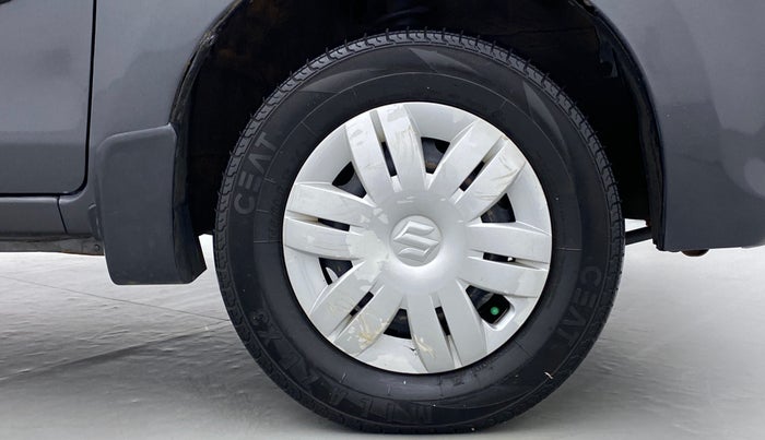 2019 Maruti Alto 800 LXI, Petrol, Manual, 43,518 km, Right Front Wheel