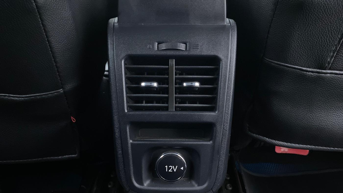 2020 Tata ALTROZ XZ 1.2, Petrol, Manual, 46,276 km, Rear AC Vents