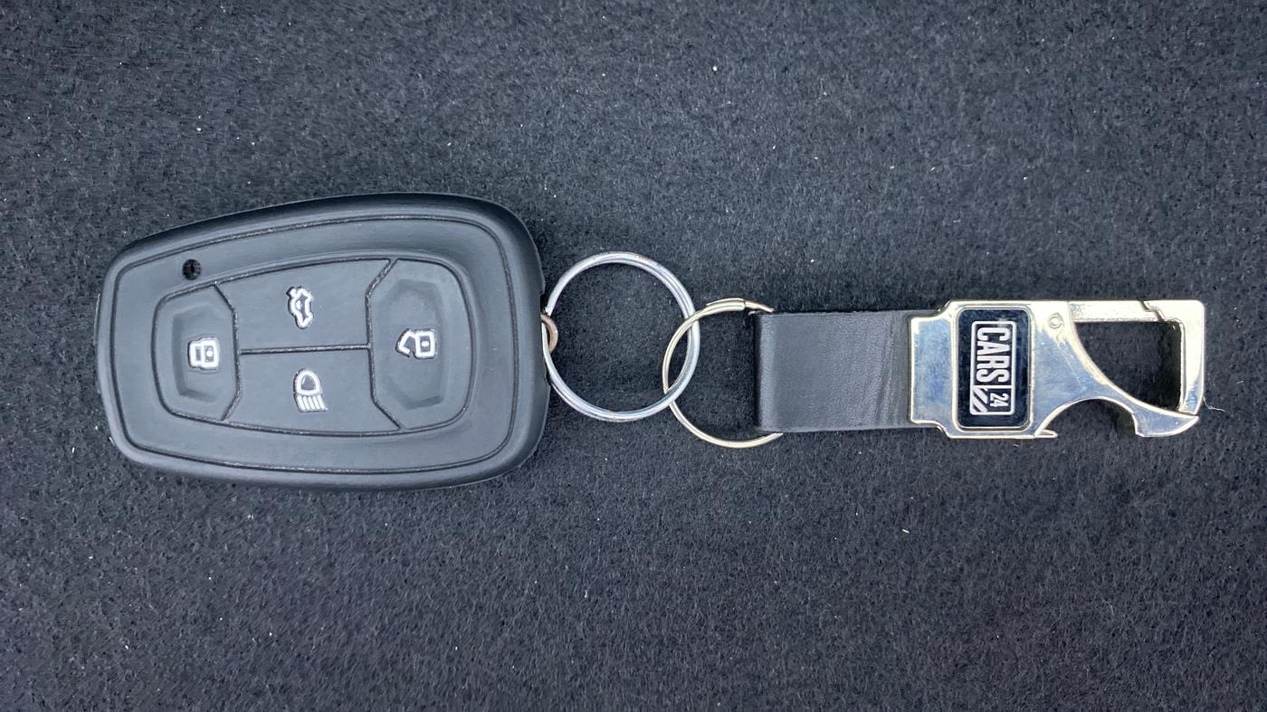 2020 Tata ALTROZ XZ 1.2, Petrol, Manual, 46,276 km, Key Close Up