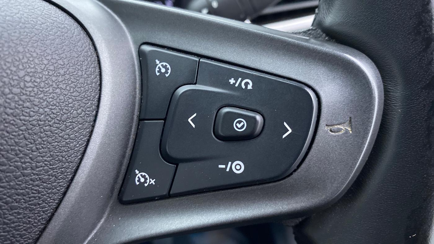 2020 Tata ALTROZ XZ 1.2, Petrol, Manual, 46,276 km, Adaptive Cruise Control