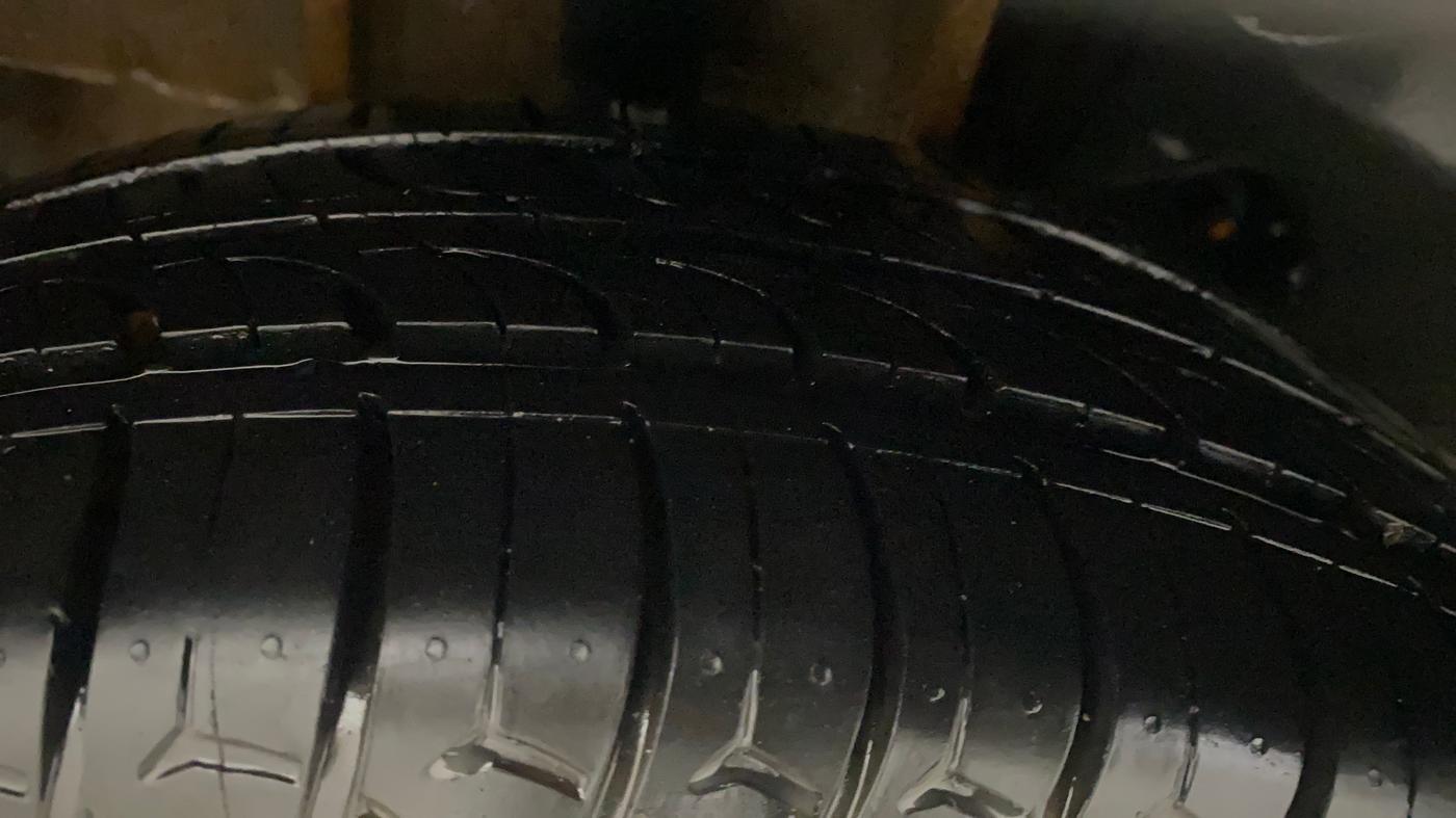 2018 Tata TIAGO NRG PETROL, Petrol, Manual, 49,200 km, Right Rear Tyre Tread