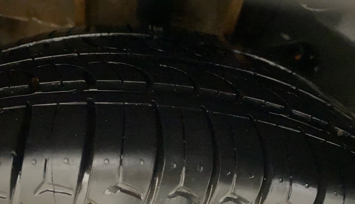 2018 Tata TIAGO NRG PETROL, Petrol, Manual, 49,200 km, Right Rear Tyre Tread