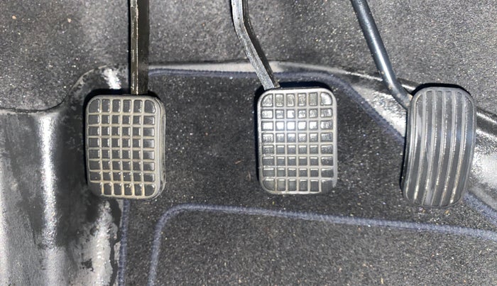 2018 Tata TIAGO NRG PETROL, Petrol, Manual, 49,200 km, Pedals