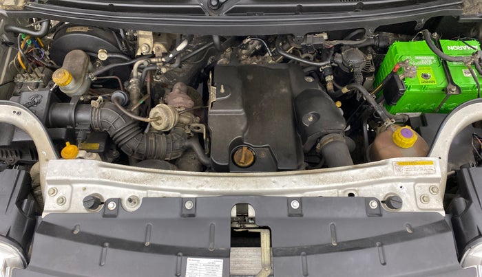 2016 Mahindra TUV300 T8, Diesel, Manual, 51,127 km, Open Bonet