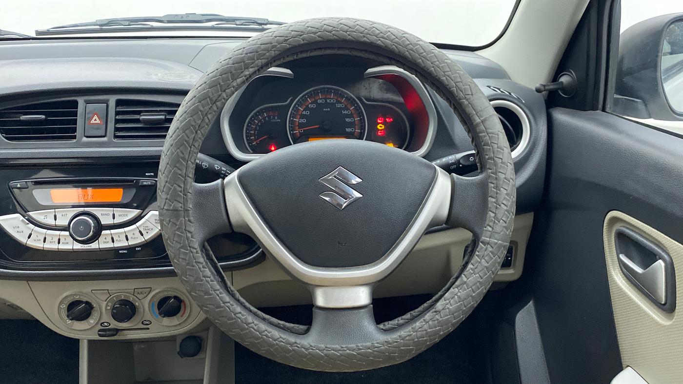 2016 Maruti Alto K10 VXI P, Petrol, Manual, 20,837 km, Steering Wheel Close Up