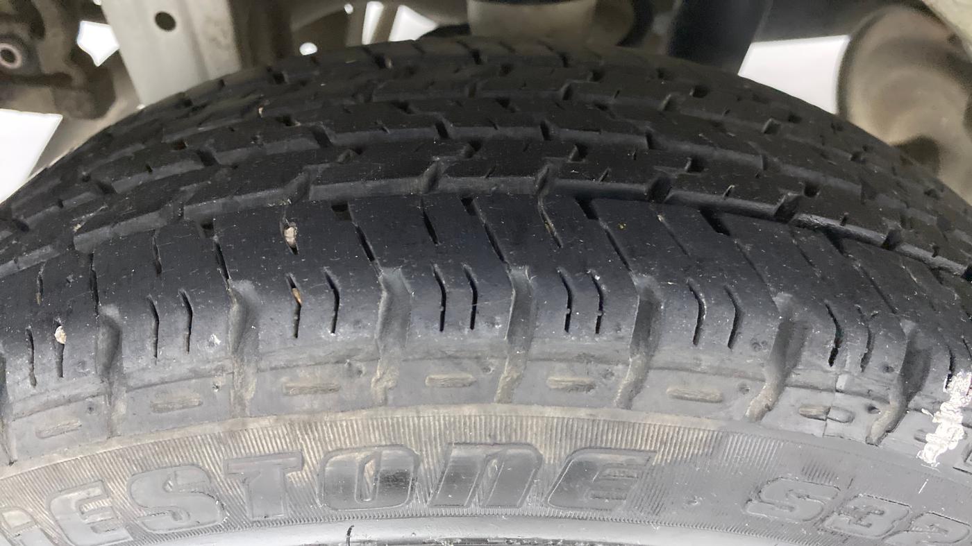 2016 Maruti Alto K10 VXI P, Petrol, Manual, 20,837 km, Right Rear Tyre Tread
