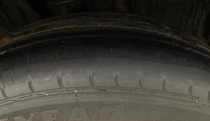 2023 Nissan MAGNITE XV PREMIUM TURBO, Petrol, Manual, 55,742 km, Right Front Tyre Tread