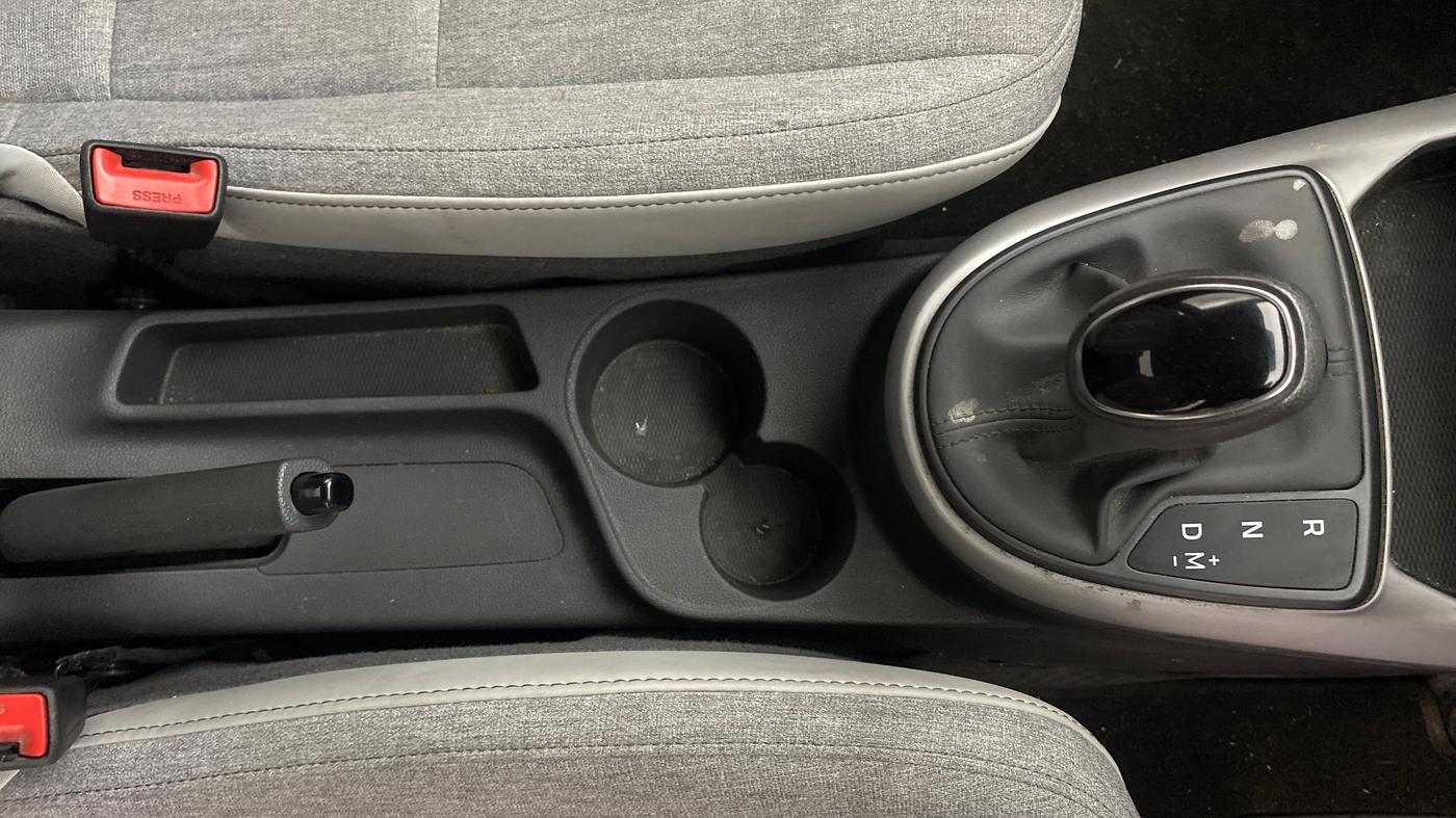 2021 Hyundai GRAND I10 NIOS SPORTZ AMT 1.2 KAPPA VTVT, Petrol, Automatic, 80,689 km, Gear Lever