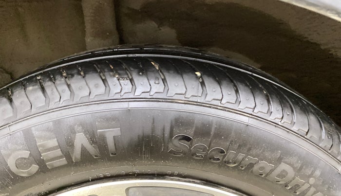 2017 Honda BR-V 1.5L I-VTEC V CVT, Petrol, Automatic, 36,084 km, Right Rear Tyre Tread