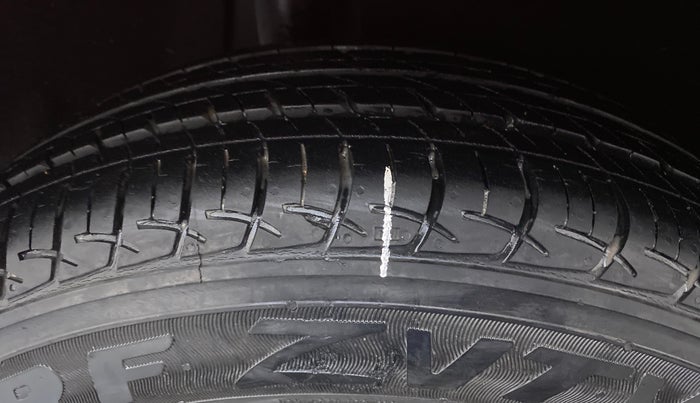 2017 Maruti Baleno DELTA 1.2 K12, Petrol, Manual, 9,209 km, Right Rear Tyre Tread