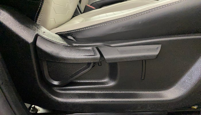 2023 KIA SONET HTX 1.0 TURBO PETROL IMT, Petrol, Manual, 21,705 km, Driver Side Adjustment Panel