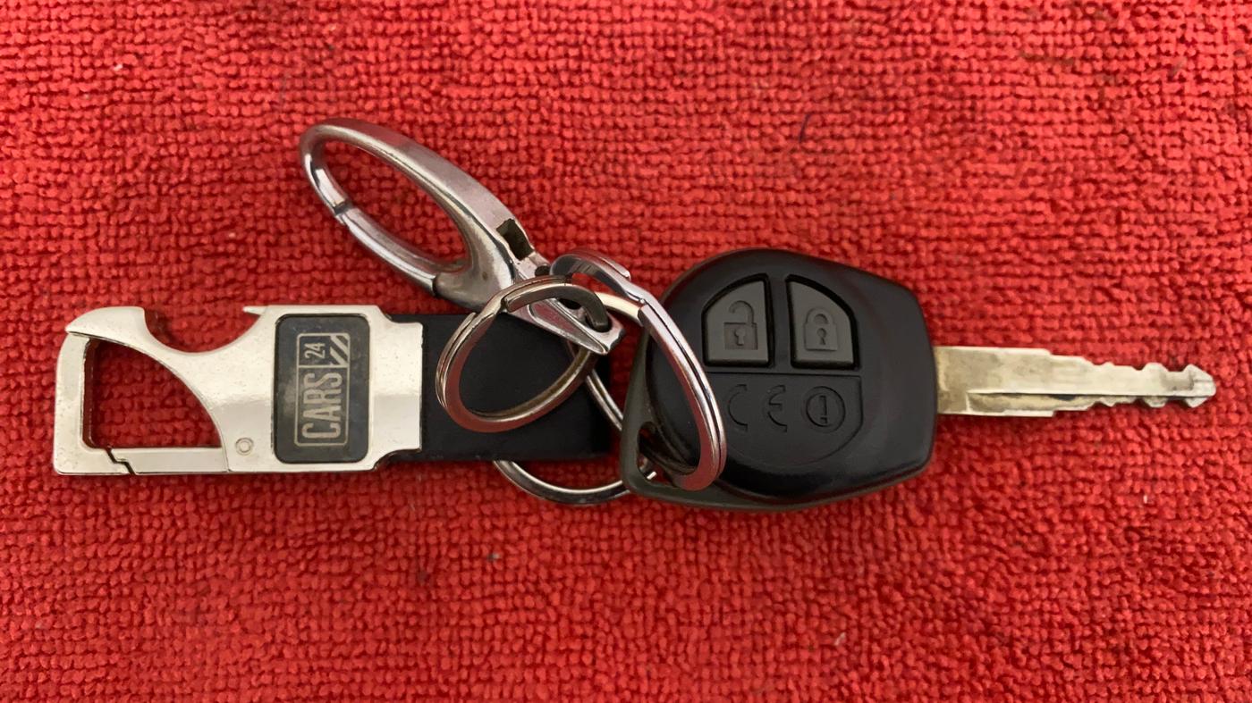 2019 Maruti New Wagon-R VXI 1.2L, Petrol, Manual, 4,160 km, Key Close Up