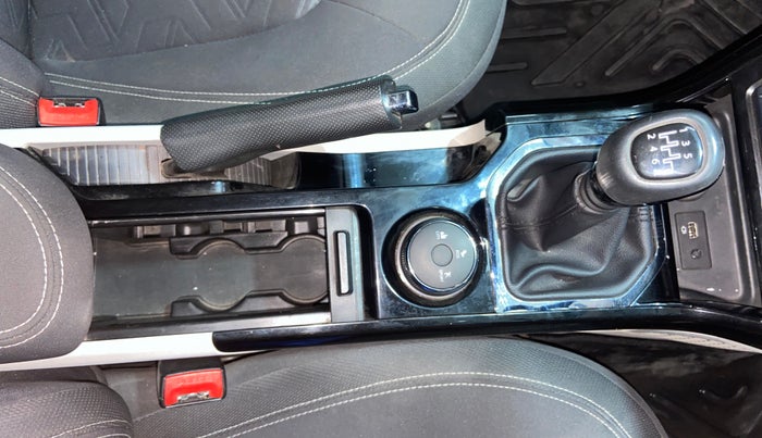 2021 Tata NEXON XZ PLUS PETROL, Petrol, Manual, 40,104 km, Gear Lever