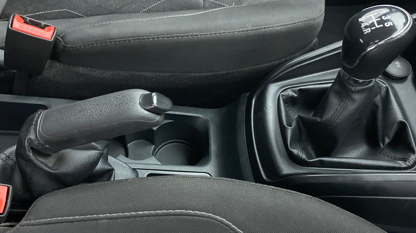 2018 Ford Ecosport 1.5 TREND+ TDCI, Diesel, Manual, 51,269 km, Gear Lever