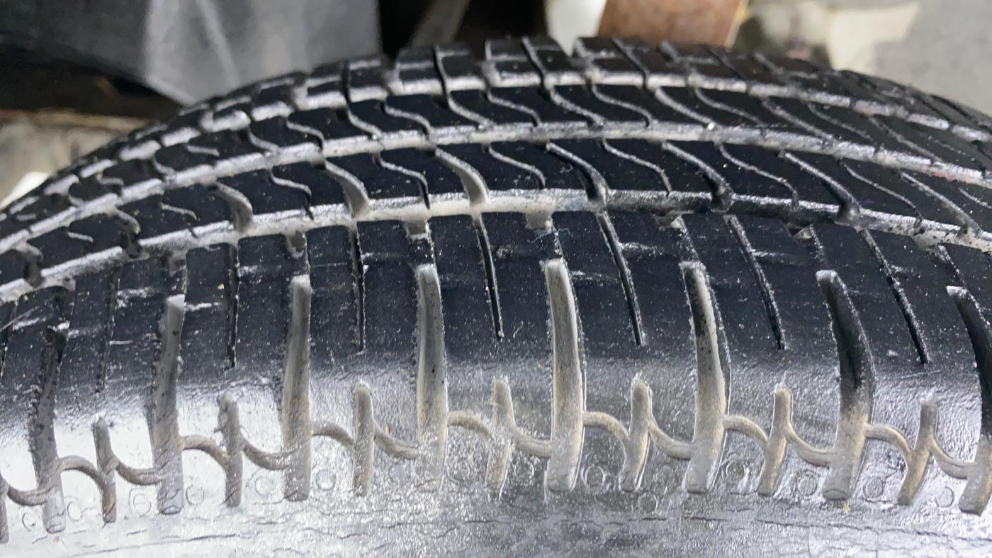2016 Tata Nano TWIST XTA, Petrol, Automatic, 4,472 km, Left Front Tyre Tread