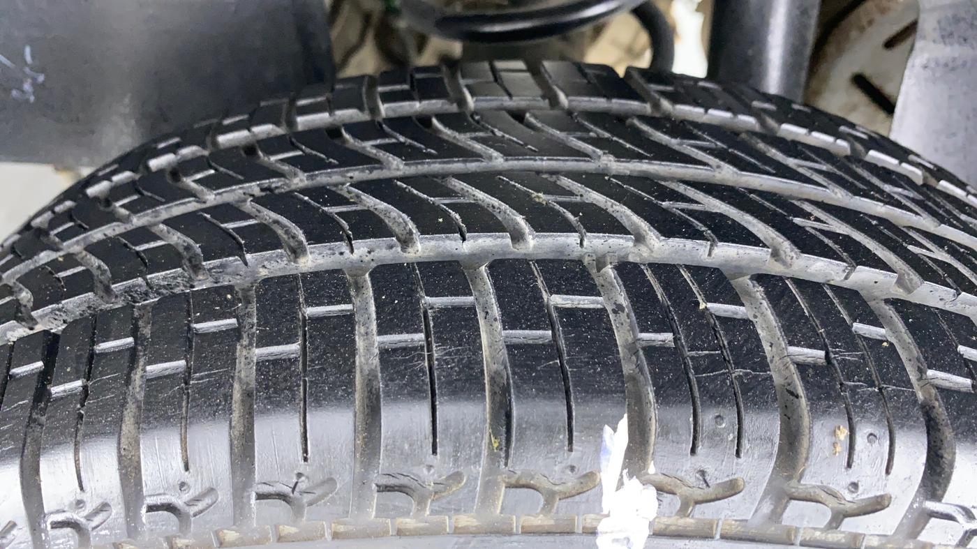 2016 Tata Nano TWIST XTA, Petrol, Automatic, 4,472 km, Left Rear Tyre Tread