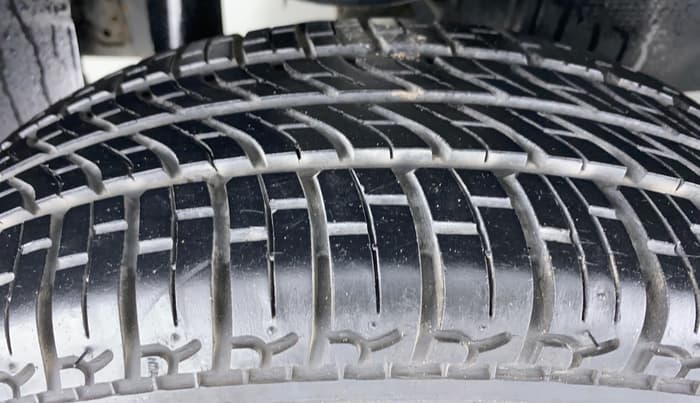 2016 Tata Nano TWIST XTA, Petrol, Automatic, 4,472 km, Right Rear Tyre Tread